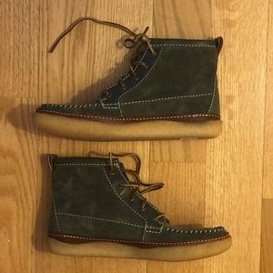 Hershel x Clarks limited edition green suede boot